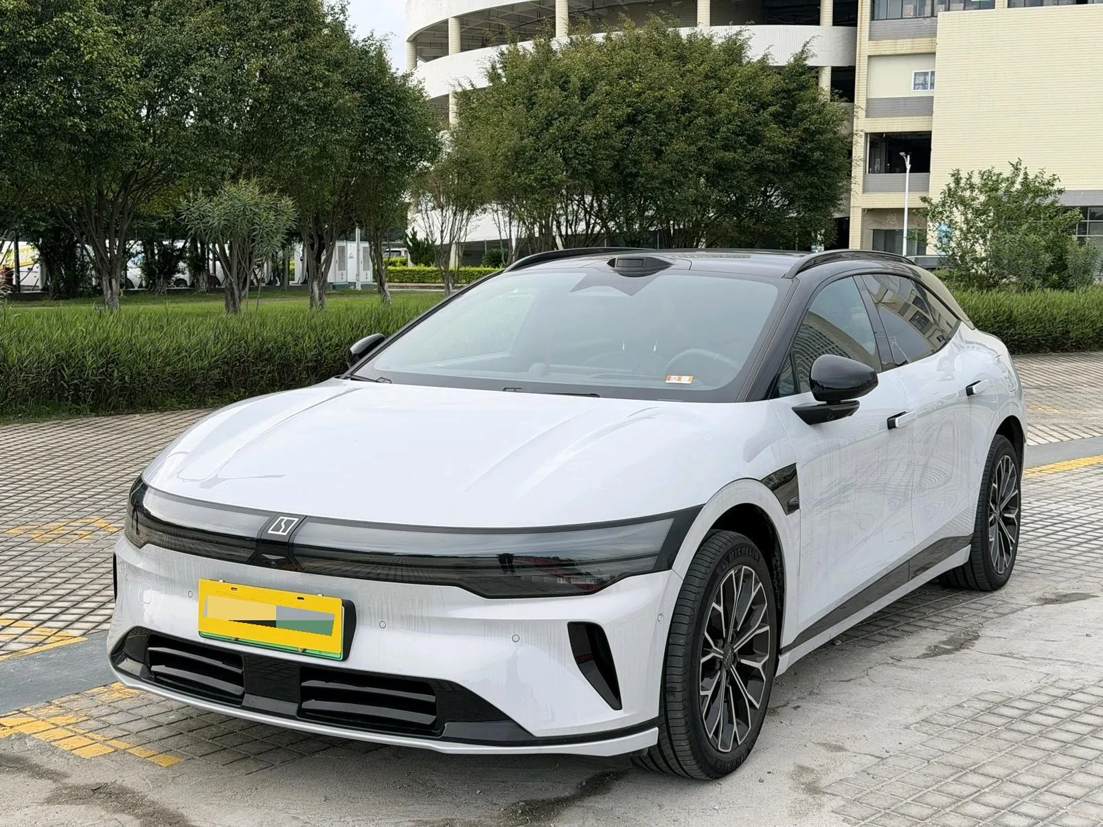 JiKrypton 2025 Model JiKrypton 007GT 4WD Intelligent Driving Edition 75kWh Automatic