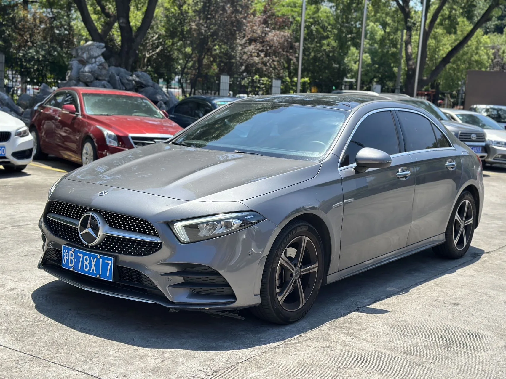 Mercedes-Benz A-Class 2022 Facelift III A 200 L Sport Sedan Fashion Edition