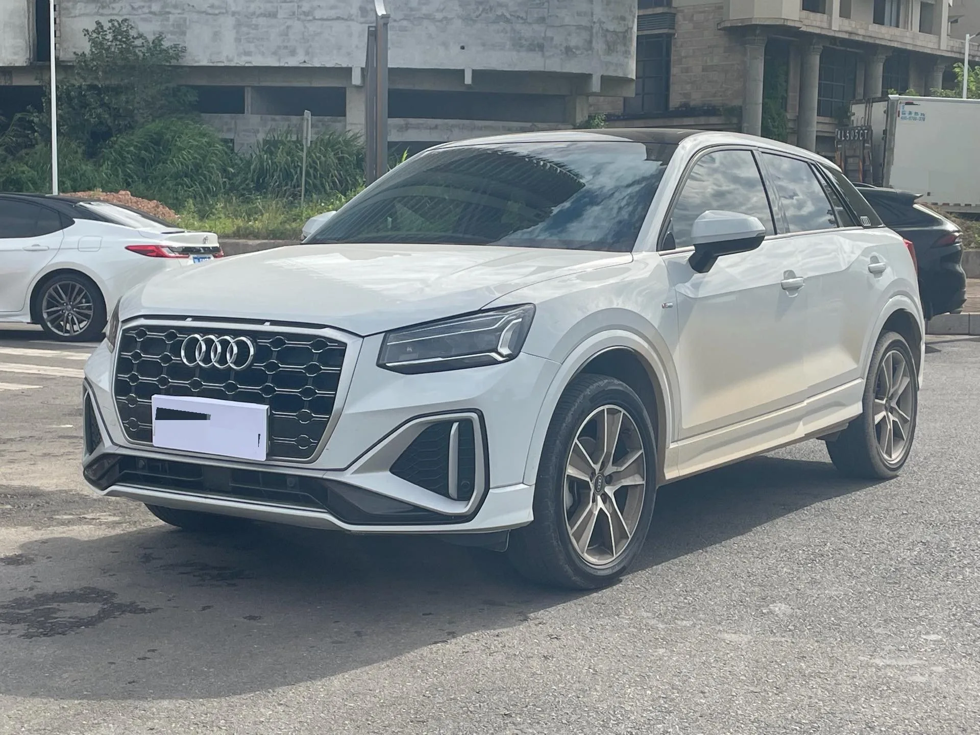 Audi Q2L 2022 35 TFSI Fashion Elegance