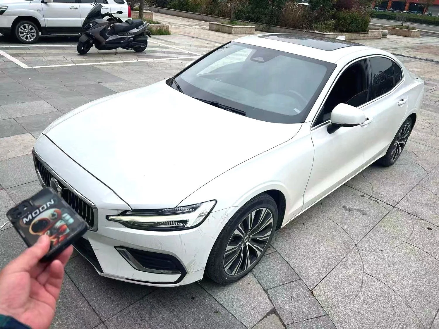 2023 Volvo S60 B4 Smart Long-Range Luxury Edition