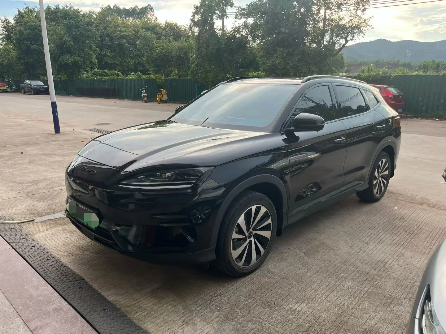 BYD Song PLUS New Energy 2024 Model Year Song PLUS EV Glory Edition 520km Premium Automatic