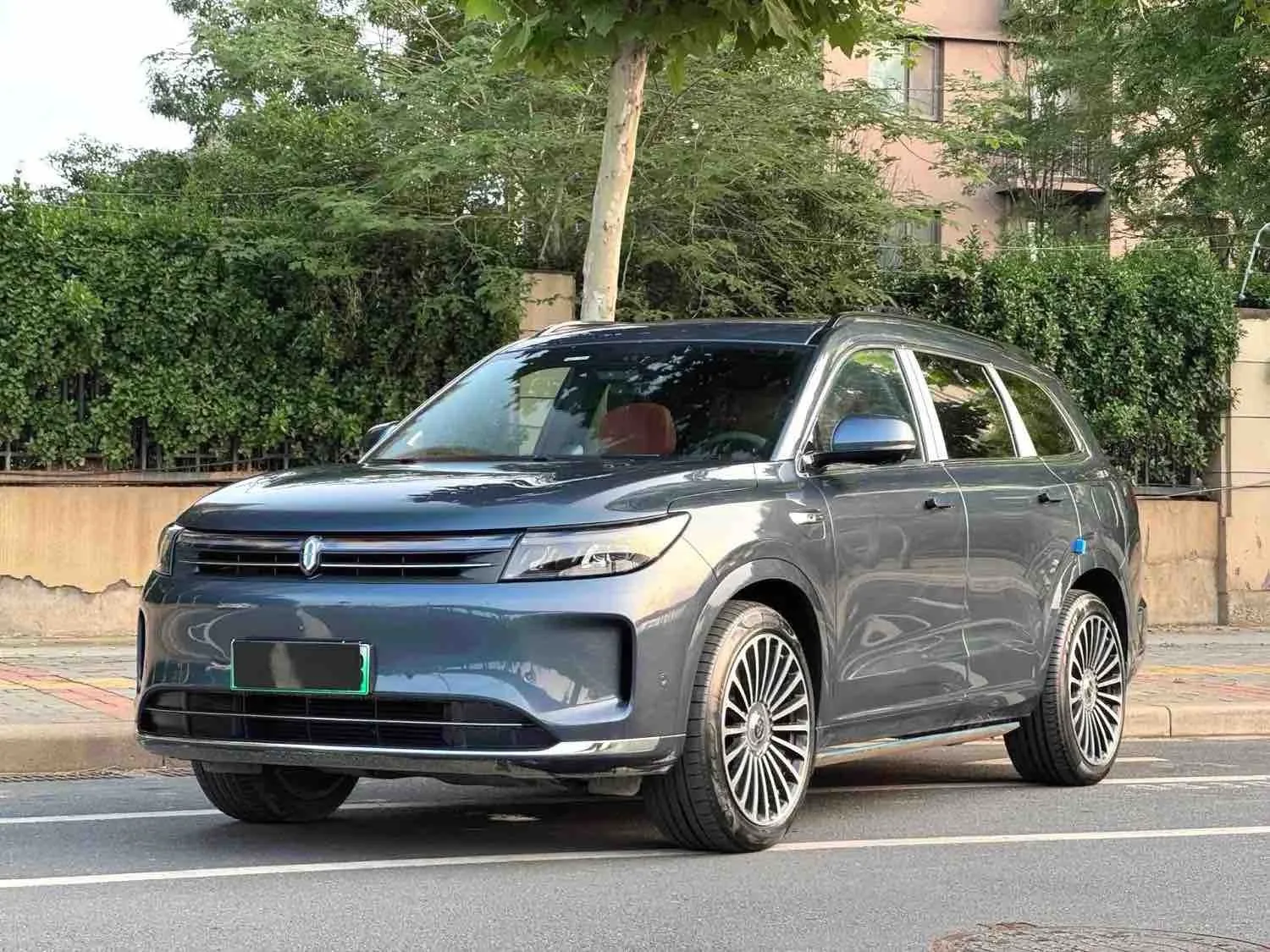 2024 AITO M7 Intelligent Driving Rear-Wheel Drive Pro Edition (6-Seater), Automatic Transmission