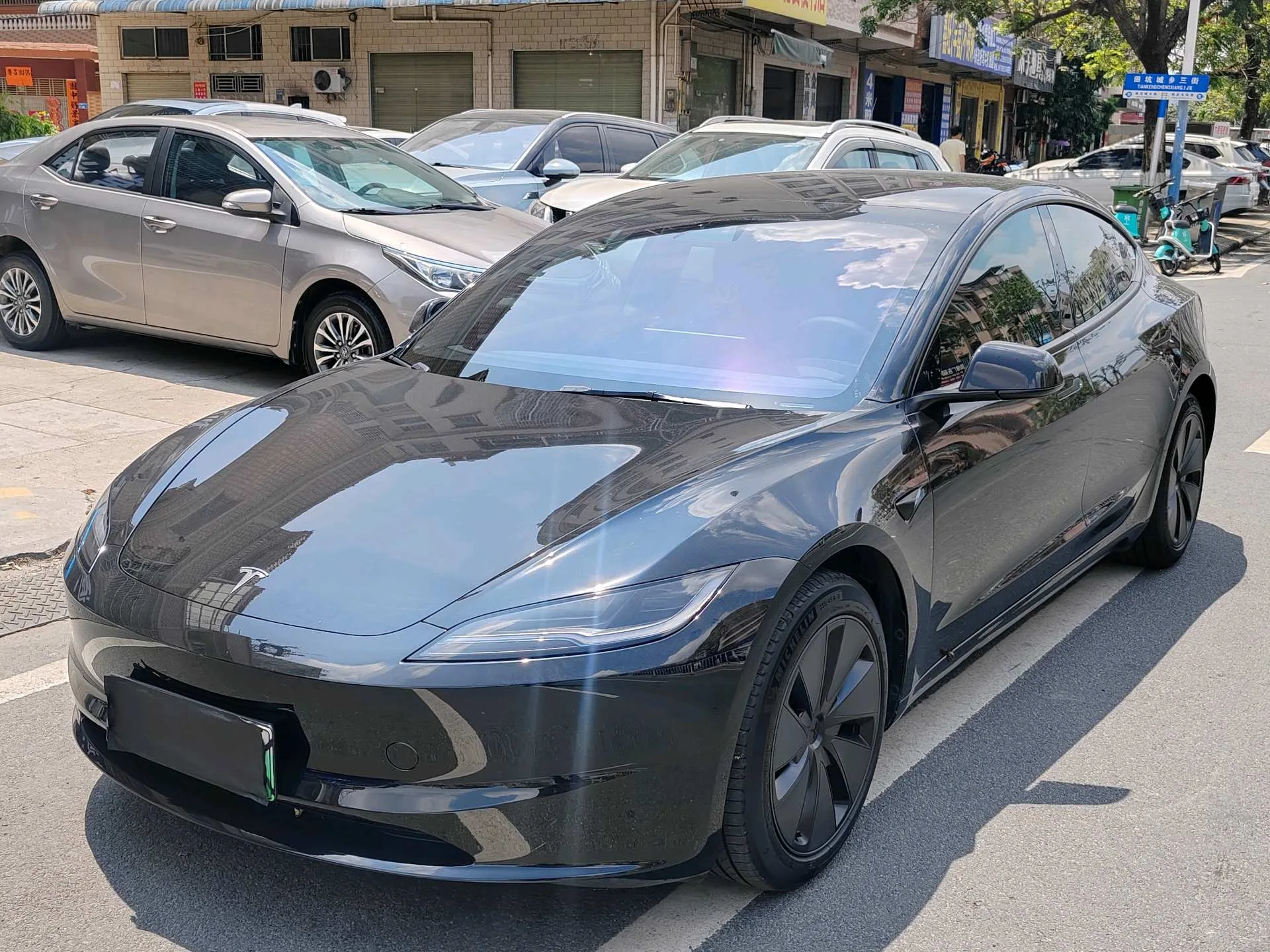 Model 3 2023 Rear-Wheel Drive
