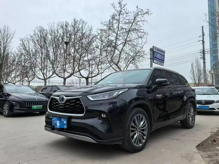 Toyota 2023 Highlander Hybrid 2.5L CVT Intelligent Electric Hybrid 2WD Premium Edition 7-seater Automatic Transmission