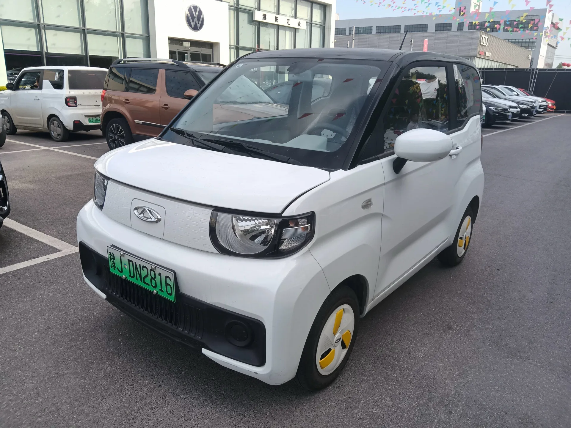 QQ Ice Cream 2023 Model 120 km Ice Cream Bar Lithium Iron Phosphate