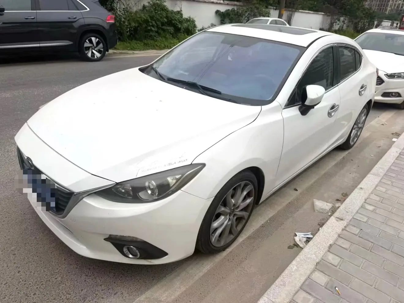 Mazda3 Axela 2014 Sedan 2.0L Automatic Sport