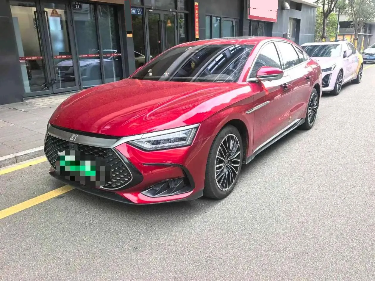 BYD 2023 Han DM-i 1.5T CVT Champion Edition 121KM Premium Automatic