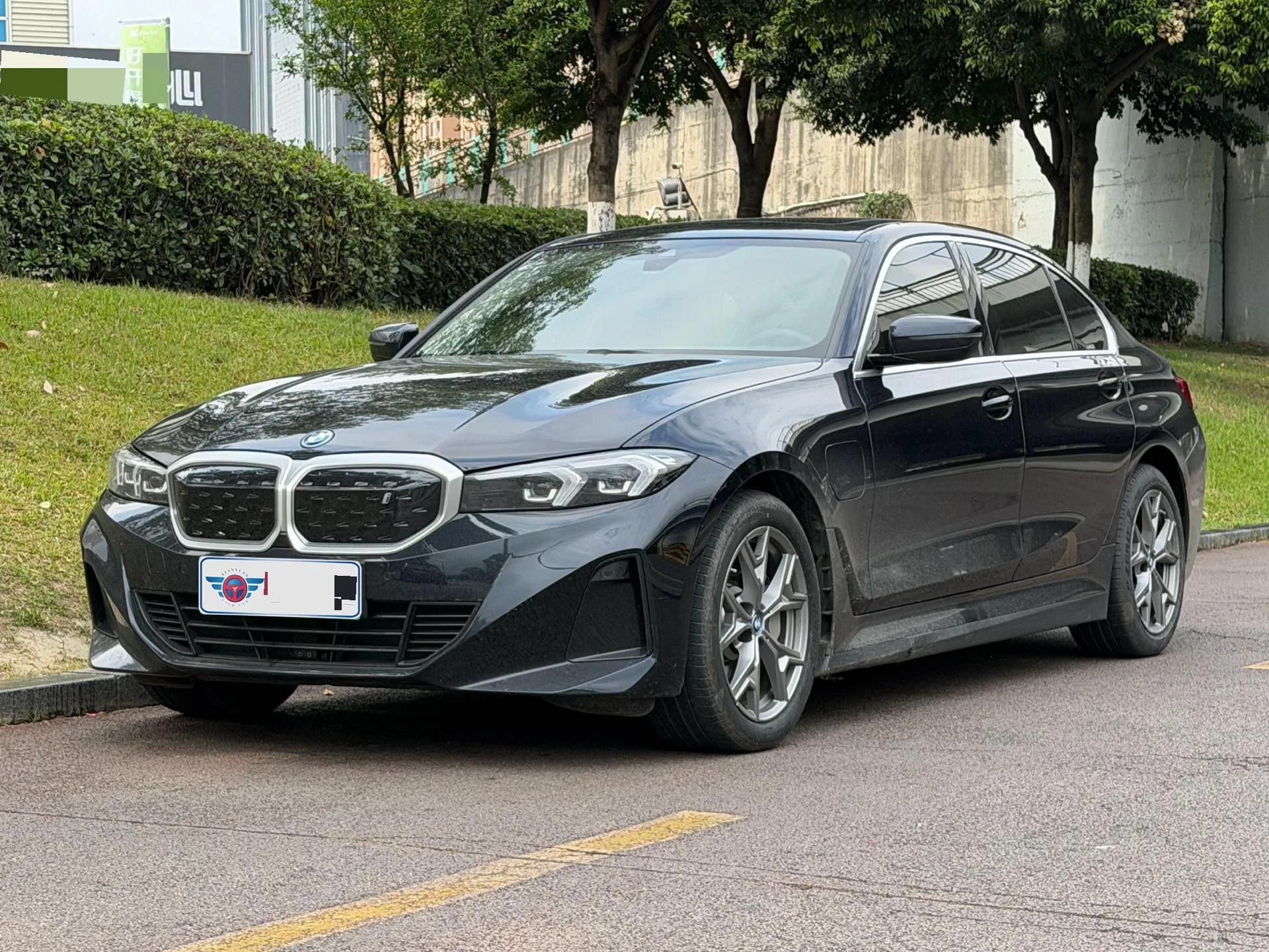 BMW 2024 i3 eDrive 35L Automatic