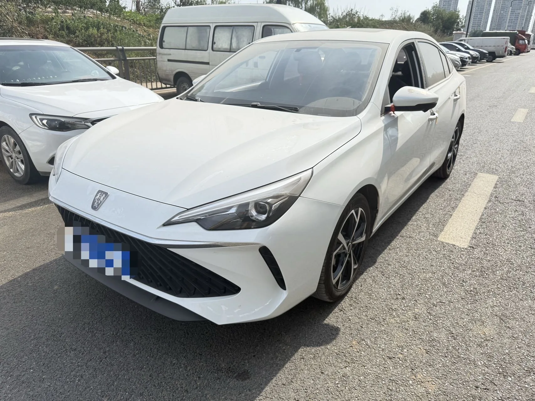 Roewe i5 2023 1.5L CVT Prestige Edition
