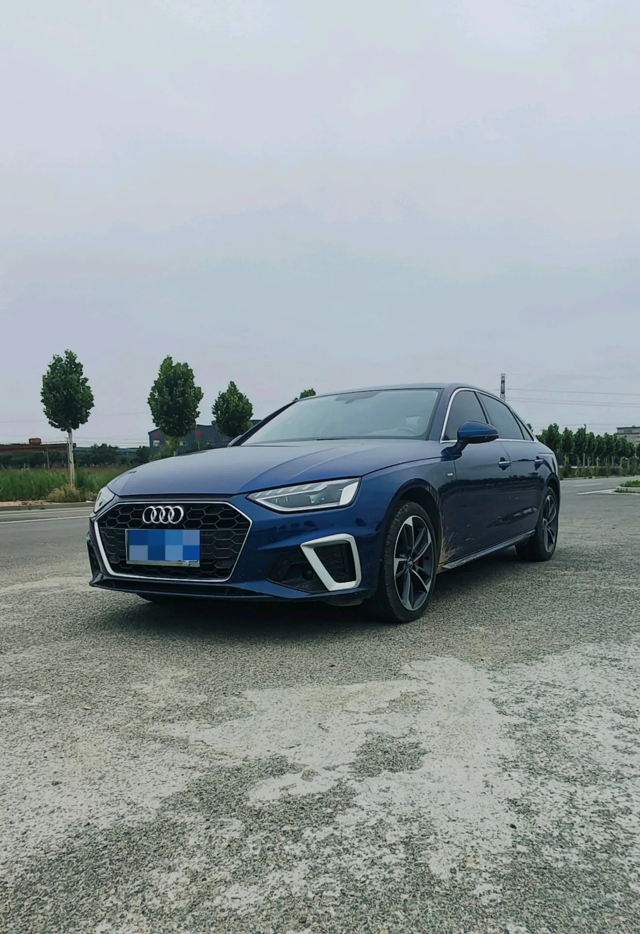 Audi A4L 2022 40 TFSI Fashion Dynamic Edition