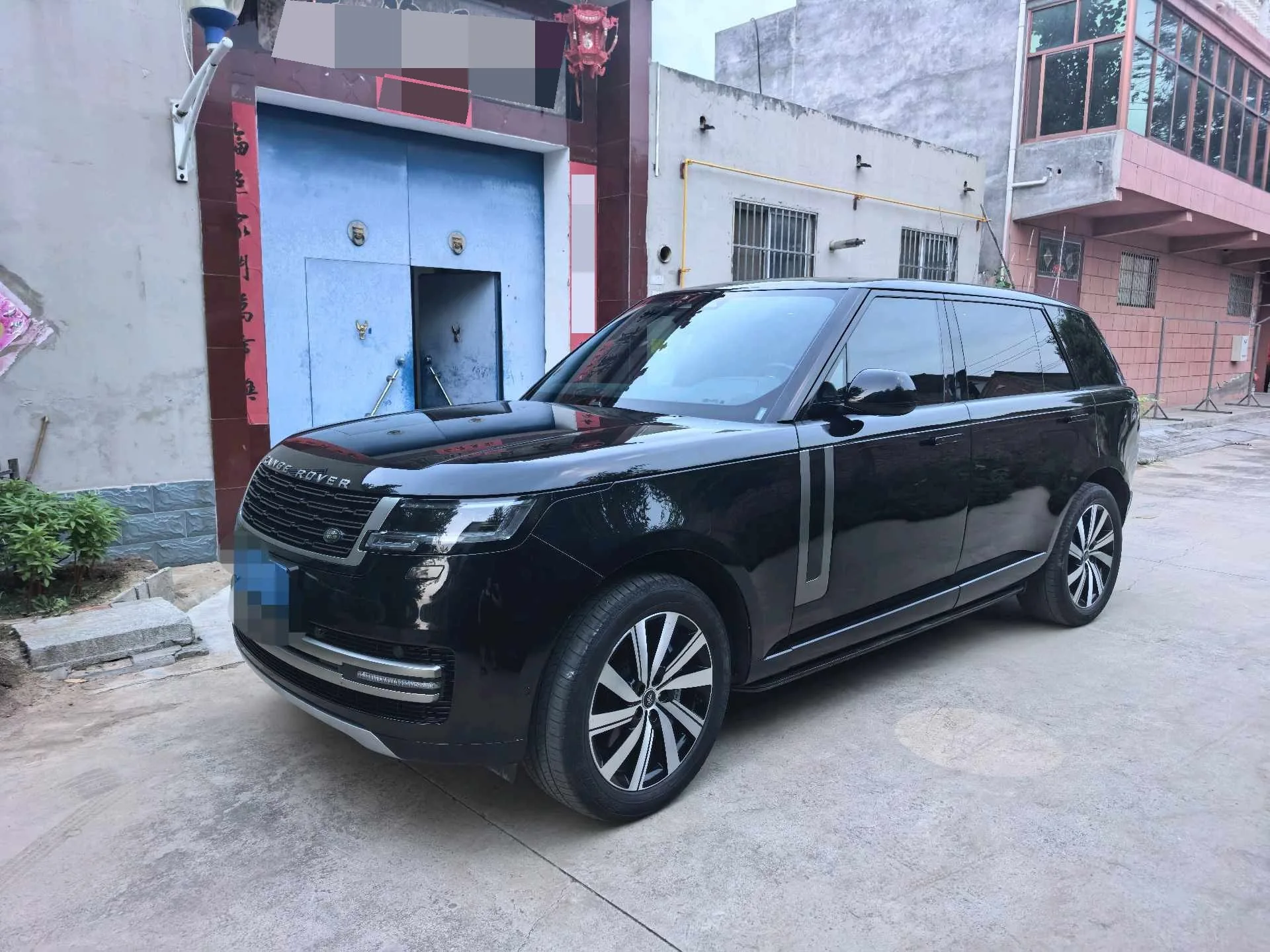 Range Rover 2024 3.0 L6 400PS Grand Long Wheelbase 7-Seater
