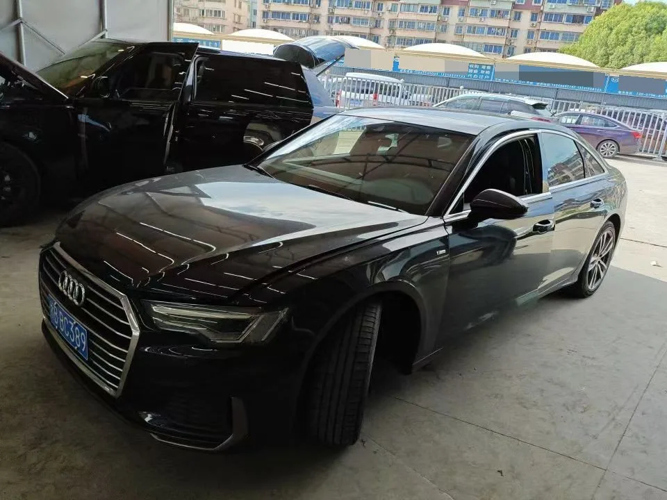 Audi A6L 2022 40 TFSI Luxury Elegance