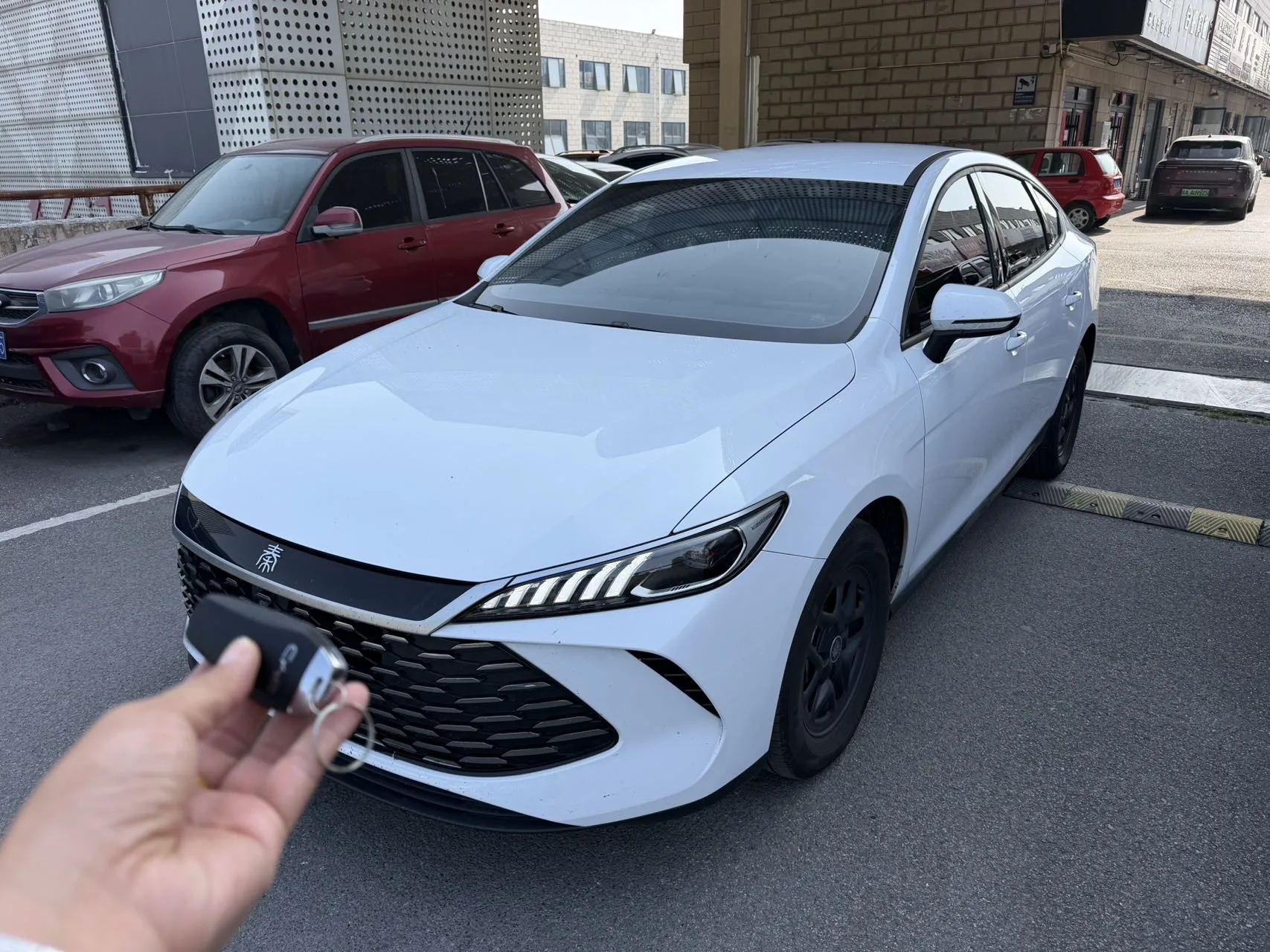 BYD 2025 Qin PLUS DM-i 1.5 CVT Intelligent Driving Edition 55KM Leading Model Automatic