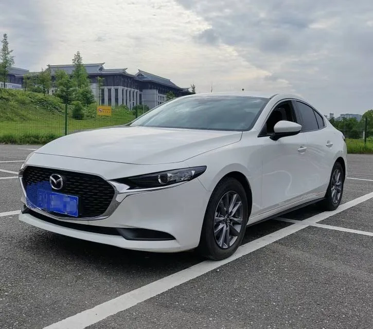 2021 Mazda3 Axela 2.0L Automatic "Quality & Performance" Edition