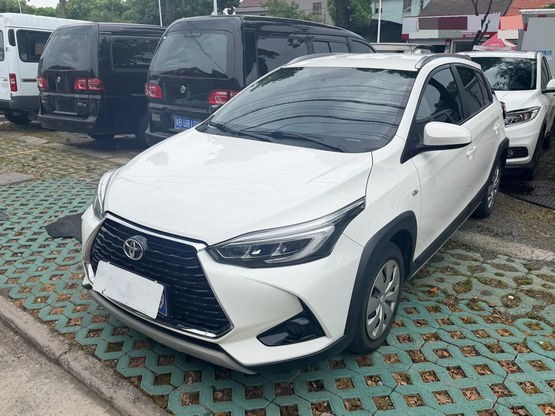 2021 YARiS L 1.5L CVT Leading Edition