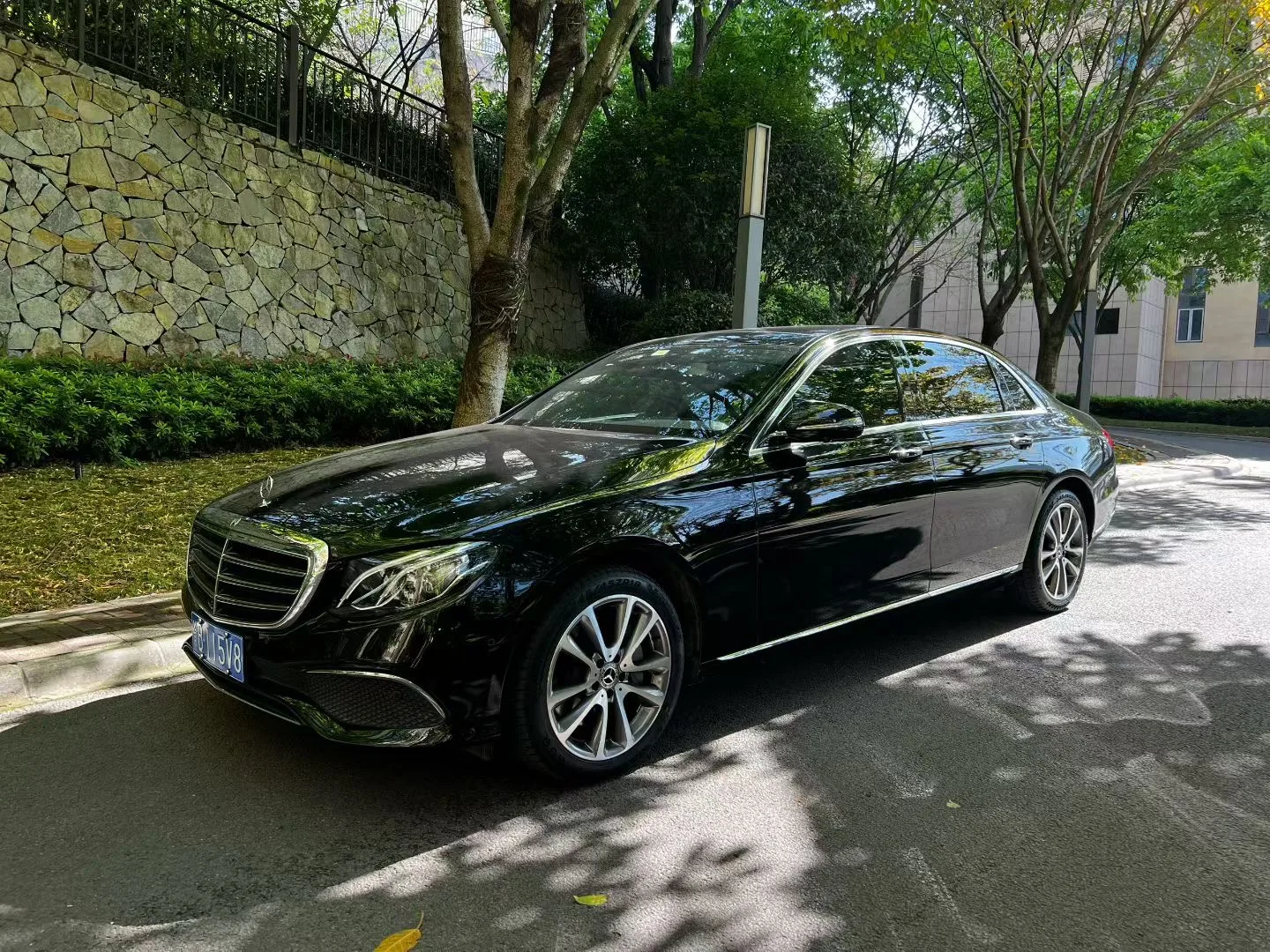 Mercedes-Benz E-Class 2019 E 300 L Fashion Edition