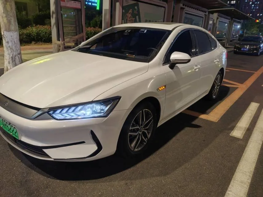 Qin PLUS 2021 EV 500KM Luxury Edition
