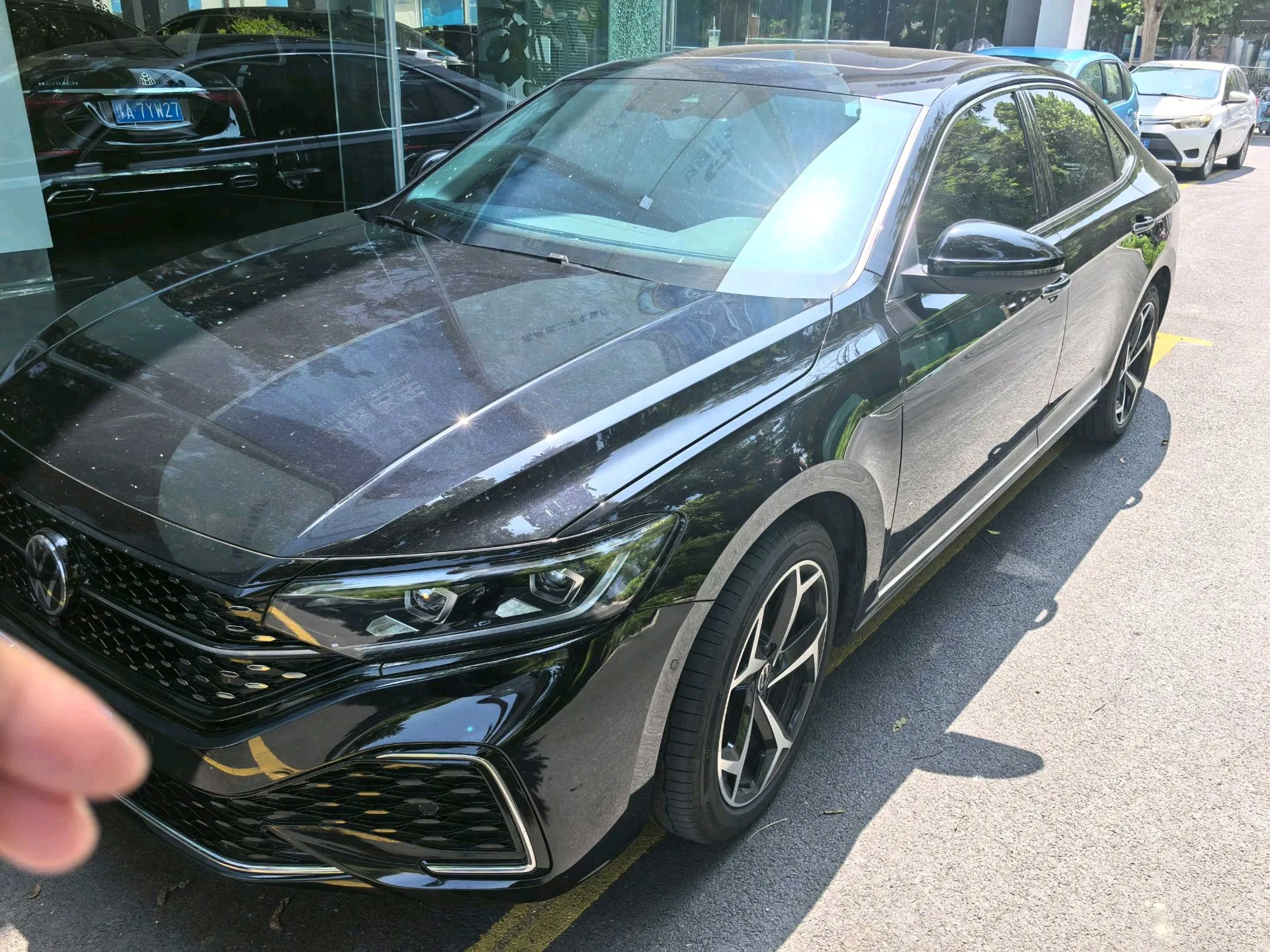 Volkswagen 2025 Passat 2.0TSI 380TSI Outstanding Edition Starry Sky Dragon Edition Automatic Transmission