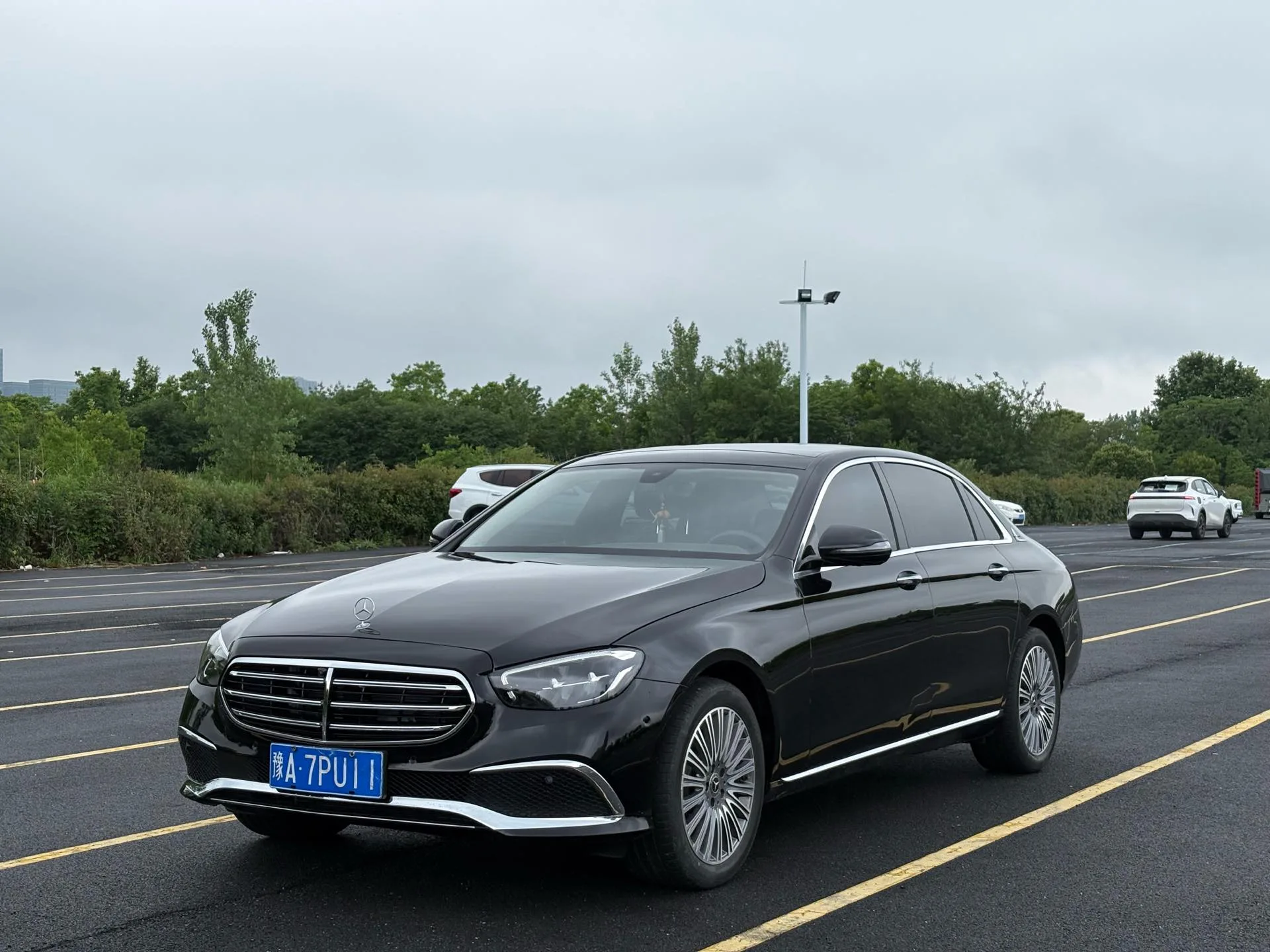 Mercedes-Benz E-Class 2023 E 300 L Luxury
