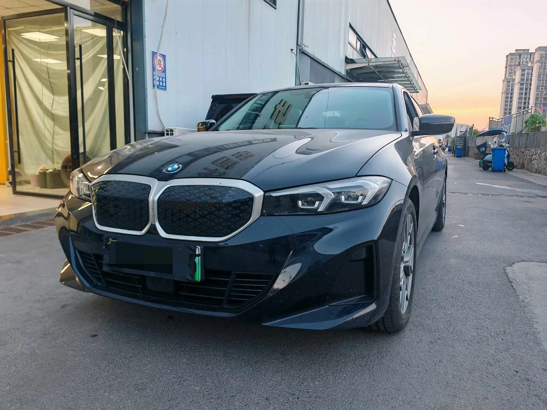 BMW 2025 i3 eDrive 35 L Automatic