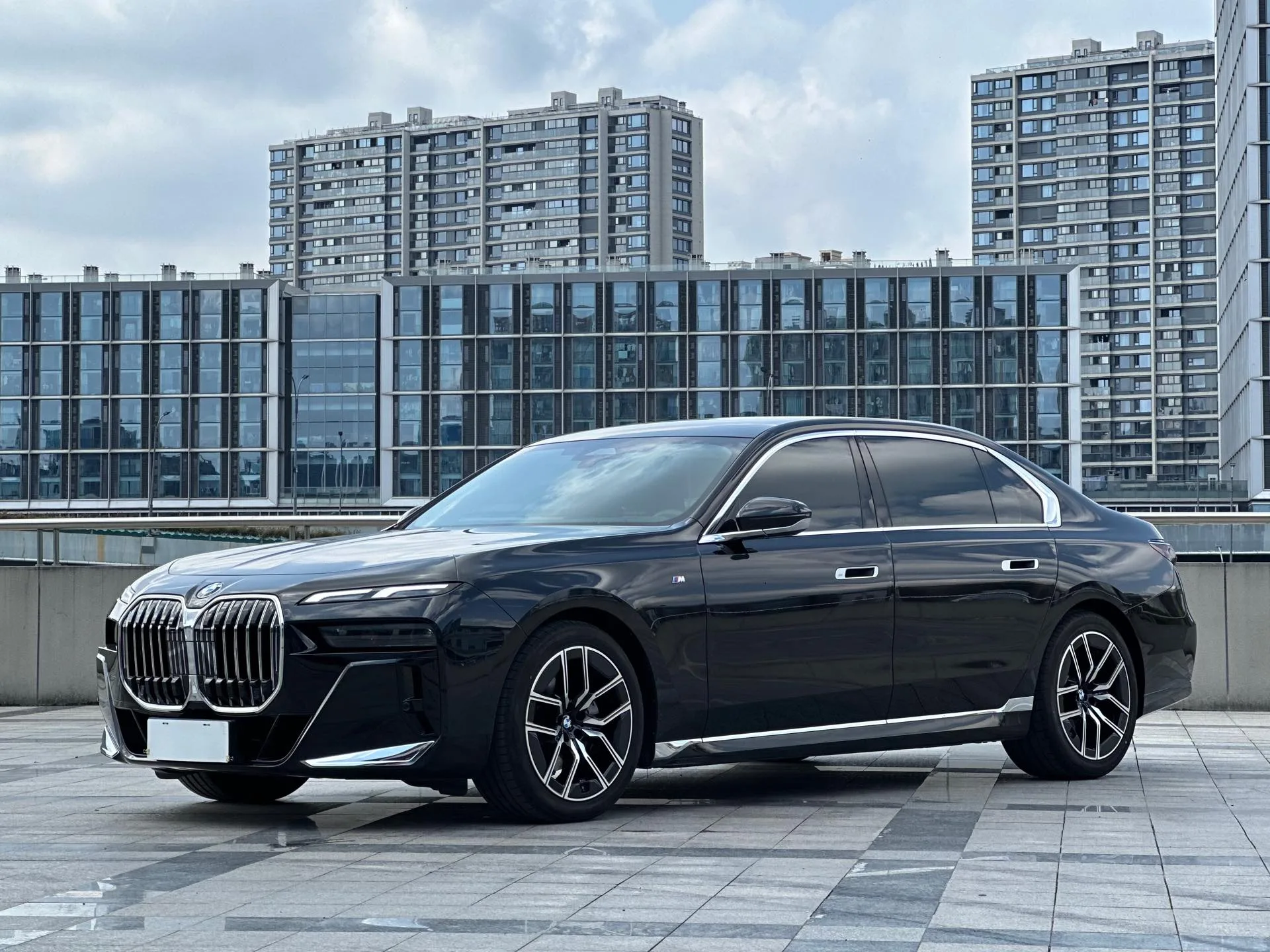 BMW 7 Series (Imported) 2023 735Li 48V 3.0T M Sport Package Automatic