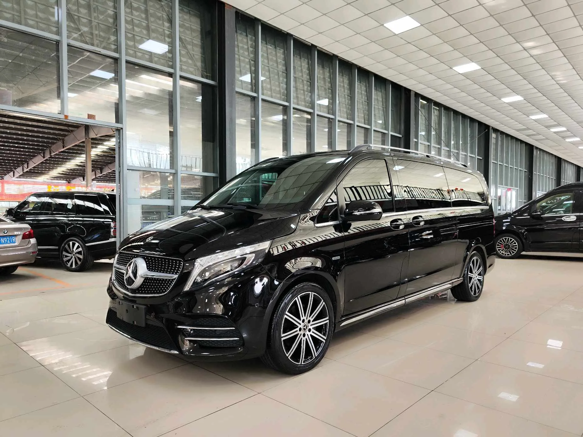 Mercedes-Benz V-Class 2021 V 260 L Long Wheelbase Luxury Edition