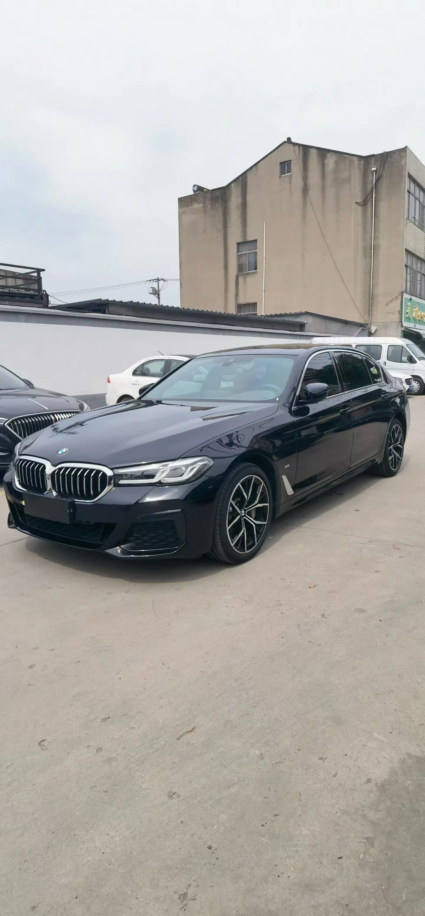 BMW 5 Series 2022 Facelift 530Li Luxury Package