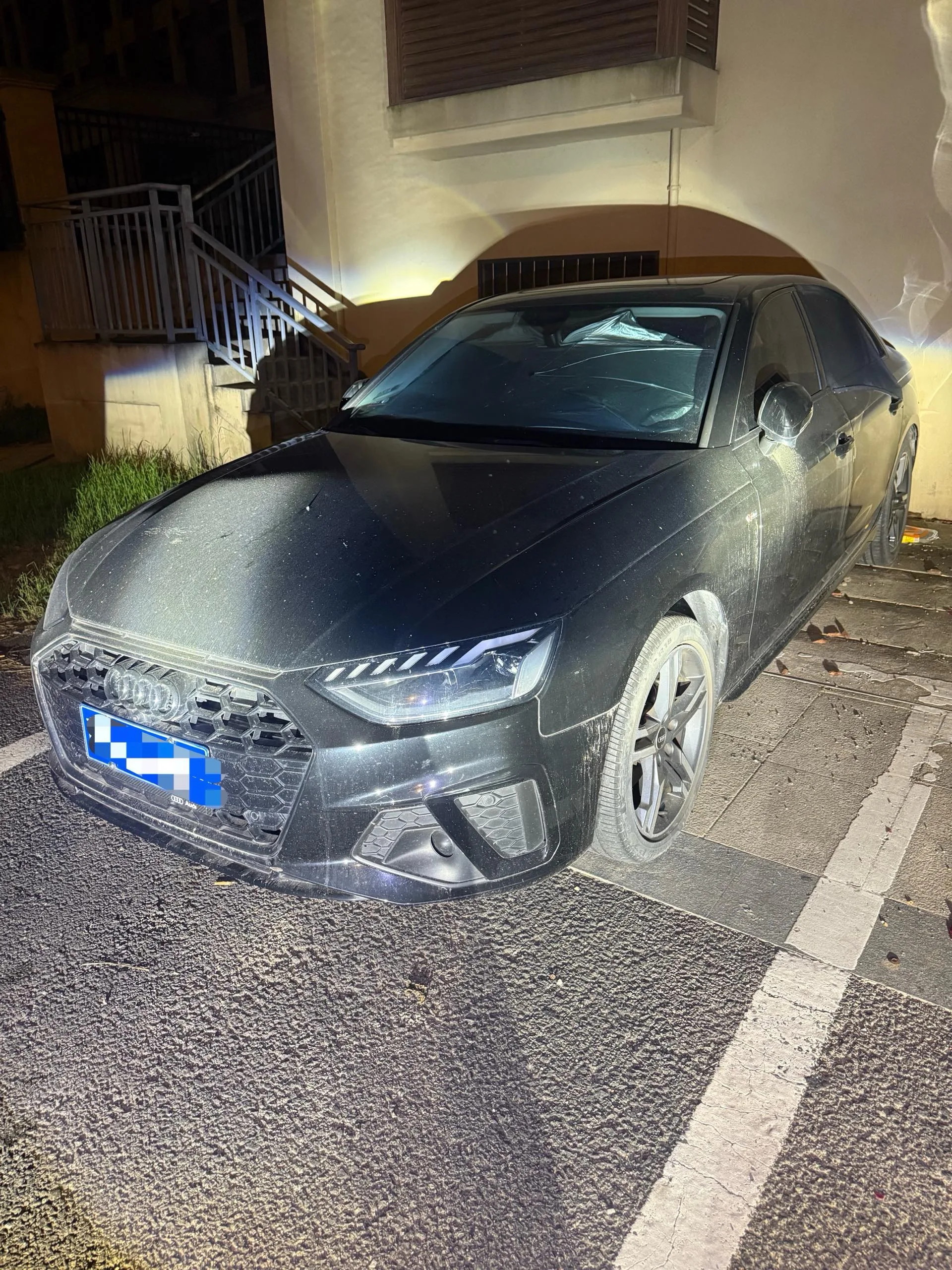 Audi A4L 2022 40 TFSI Luxury Dynamic