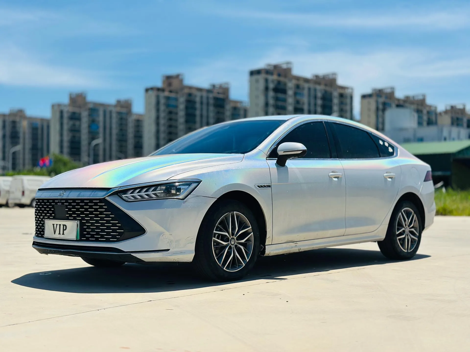 BYD 2023 Qin PLUS DM-i 1.5 CVT Champion Edition Excellence Model 120KM Automatic