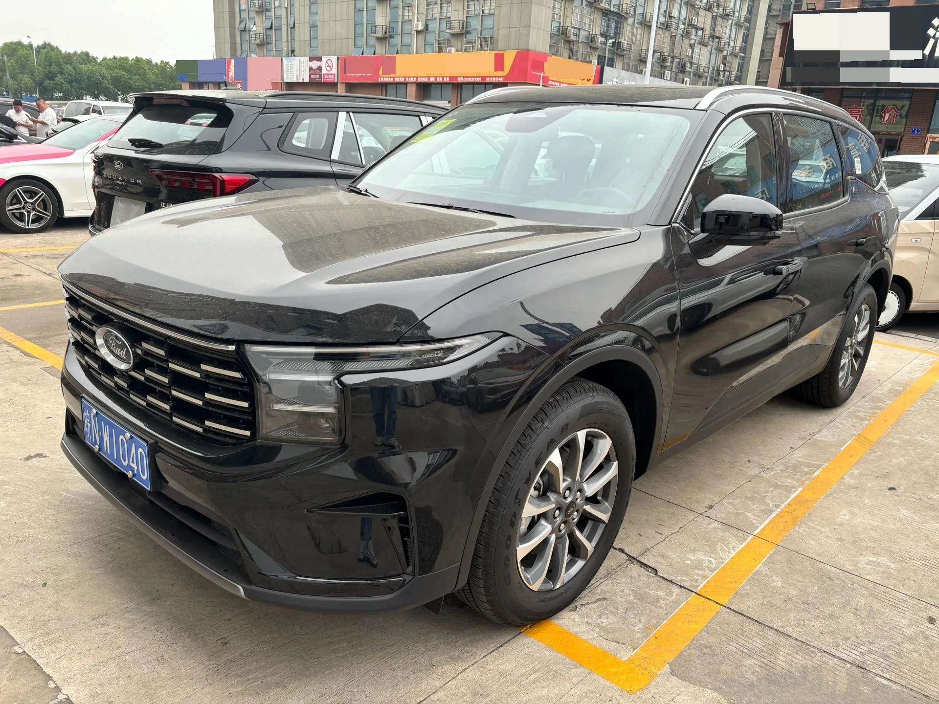 2026 Ford Edge L 2.0T EcoBoost 2WD 7-Seat Luxury Automatic
