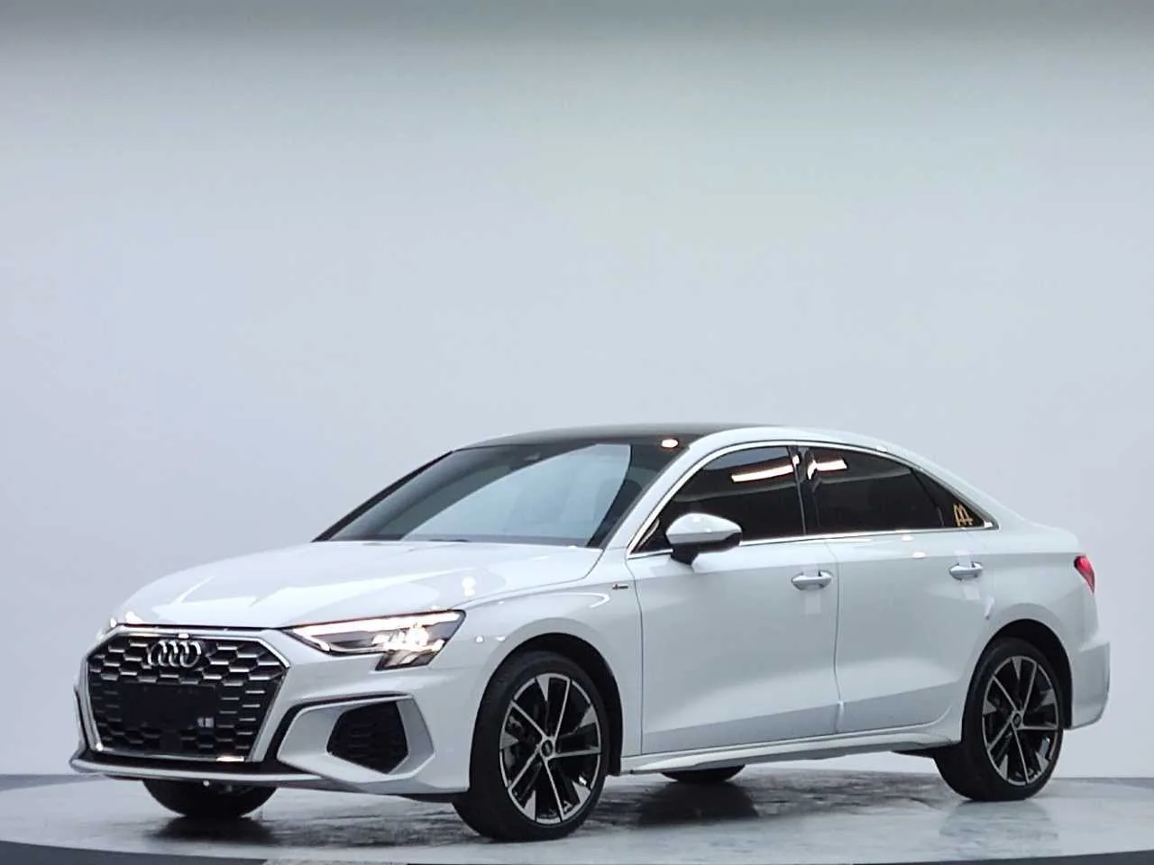 2022 Audi A3 A3L Limousine 35 TFSI Fashion Sport