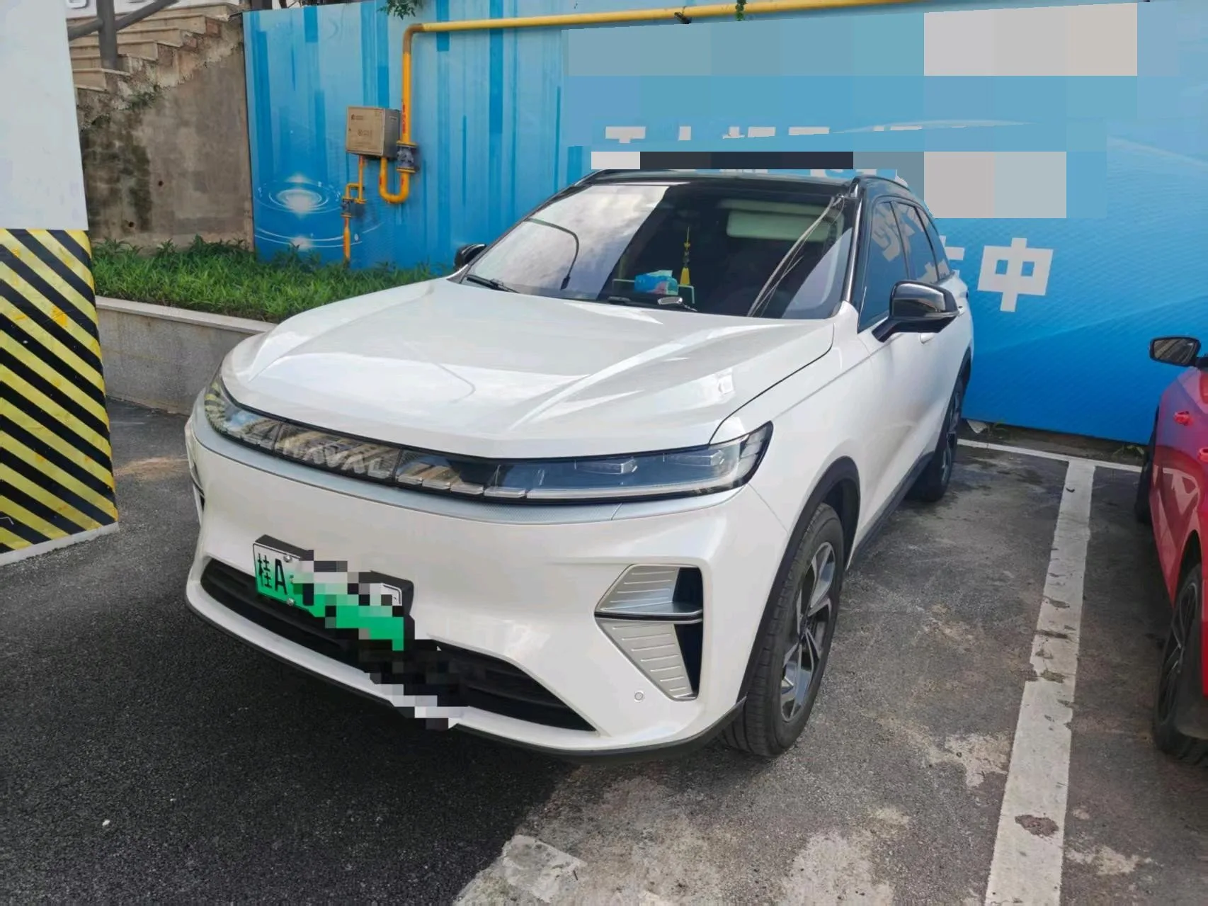 Haval Xiaolong MAX 2023 1.5L Hi4 105 4WD Navigator Edition