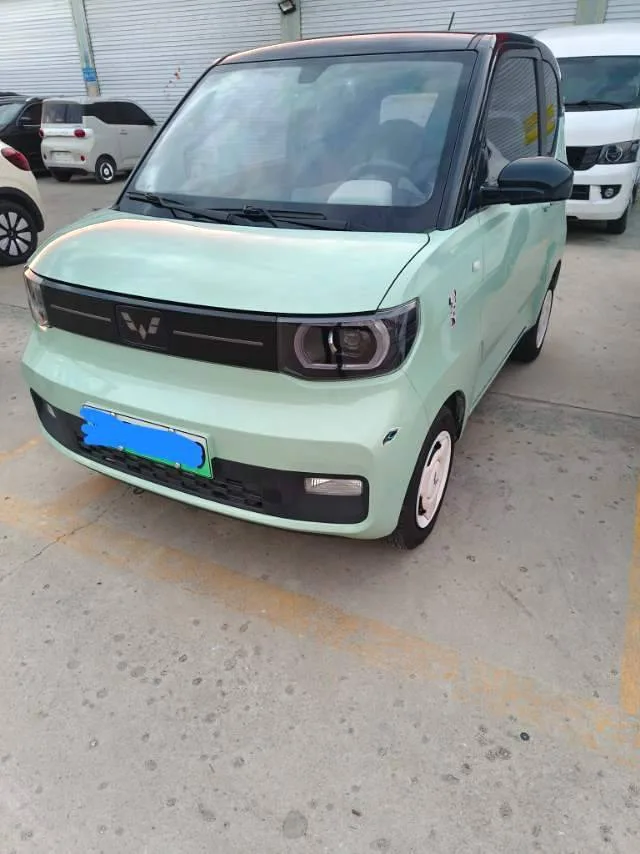 Hongguang MINIEV 2021 Macaron Sandwich Edition, 170km/h, Ternary Lithium Battery