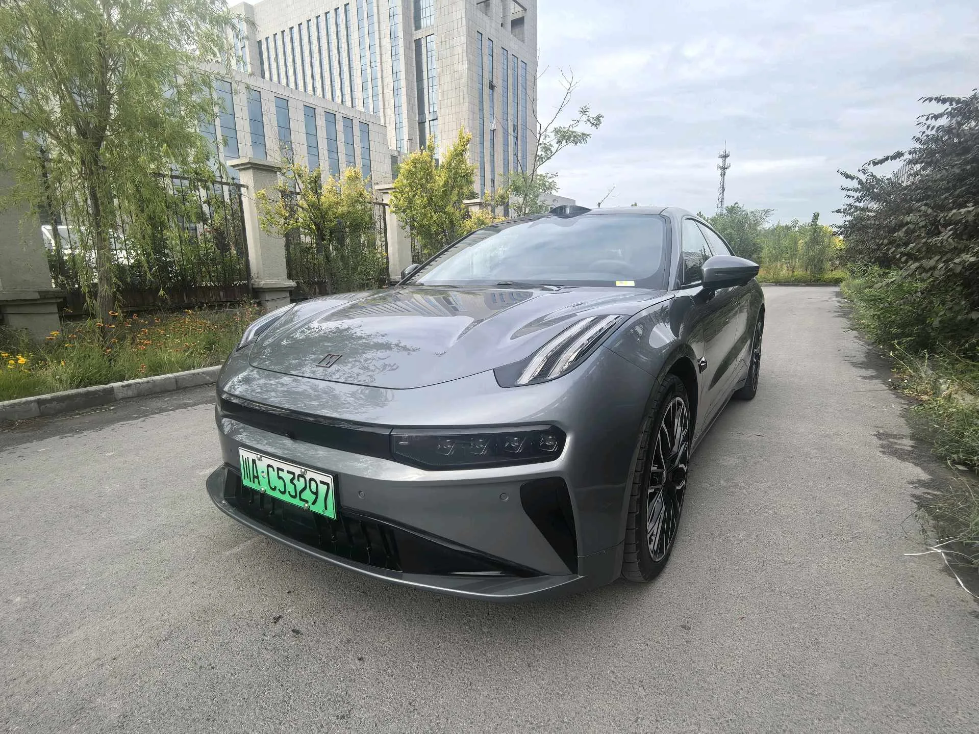 Jike 2025 Model Jike 001 YOU Edition 100kWh 4WD Automatic