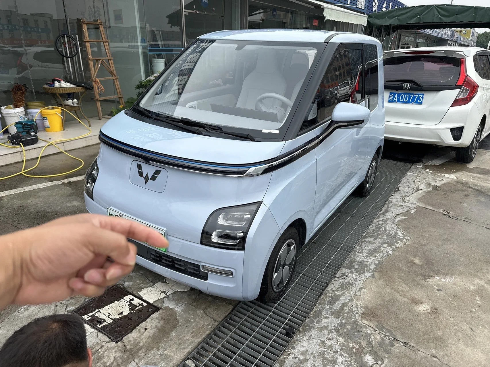 Wuling Air ev Clear Sky 2023 Model, Four-Seat - Advanced Edition
