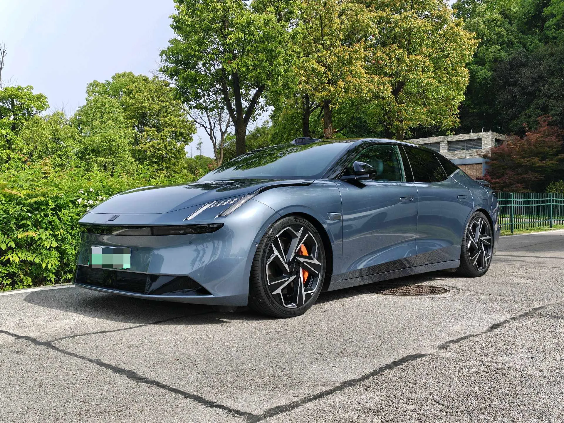 Lynk & Co Z10 2024 Top-of-the-Line Edition