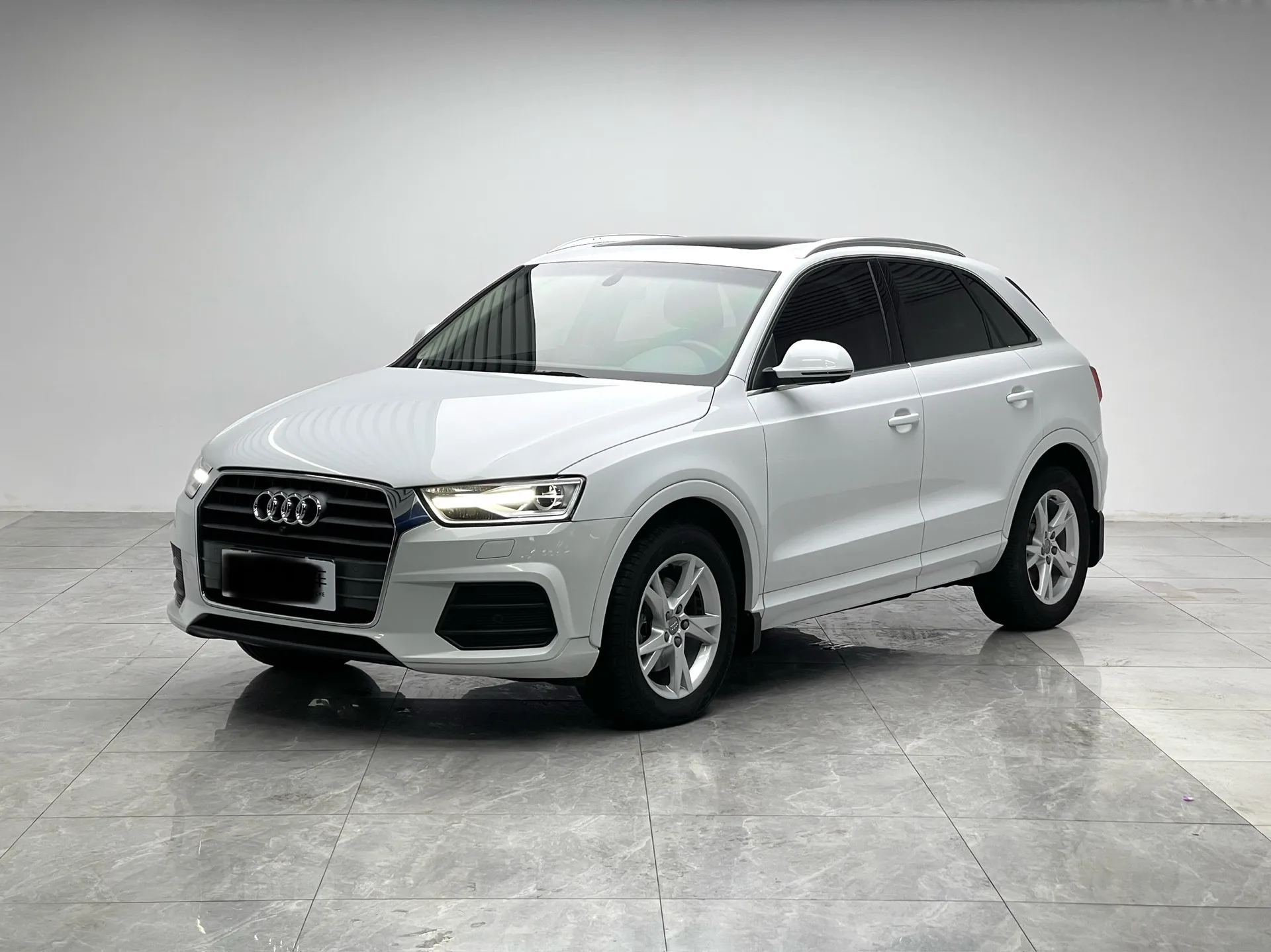 Audi Q3 2017 30 TFSI Fashion Edition