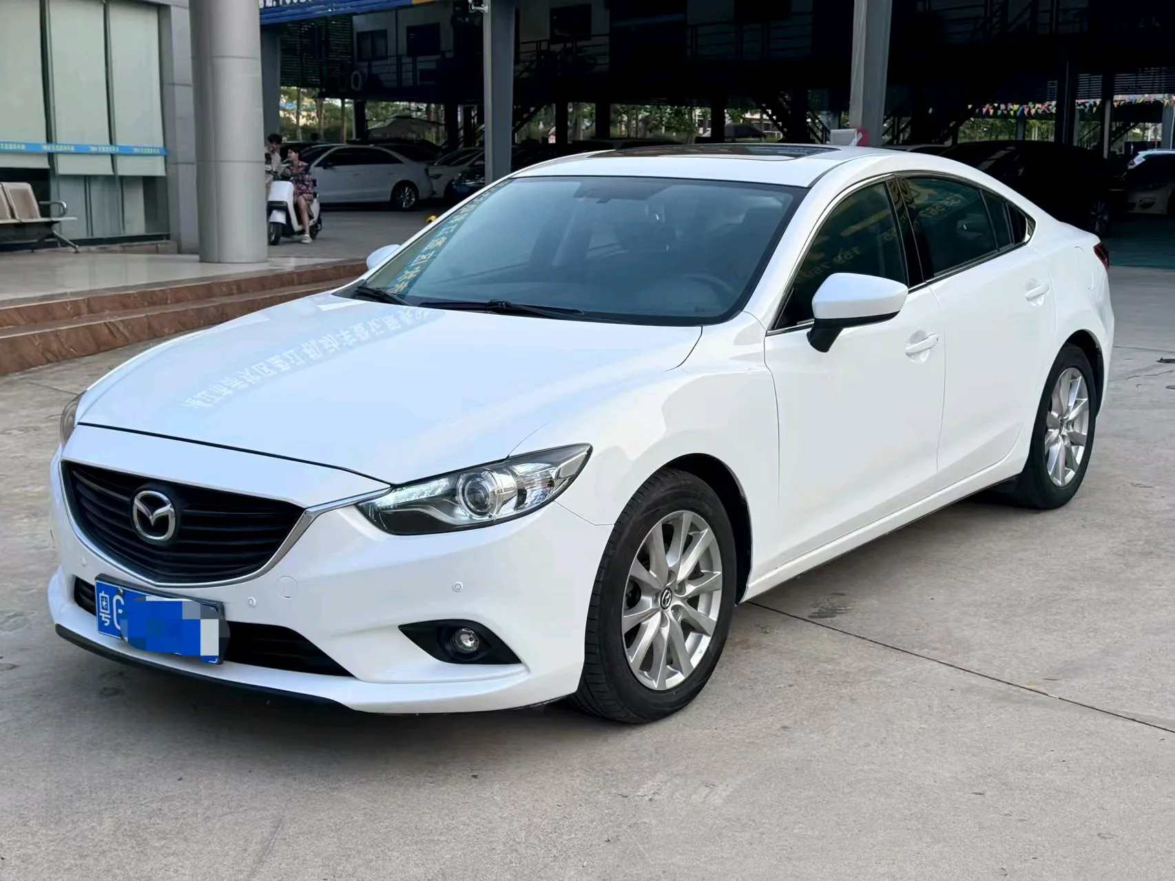 Mazda6 Atenza 2015 2.0L Blue Sky Luxury Edition