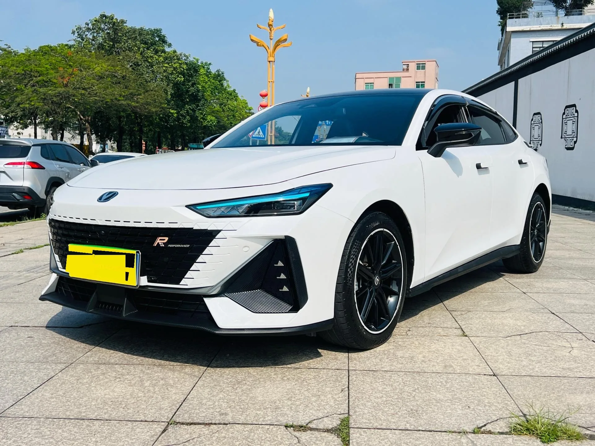 Changan 2023 UNI-V 1.5T Premium Automatic