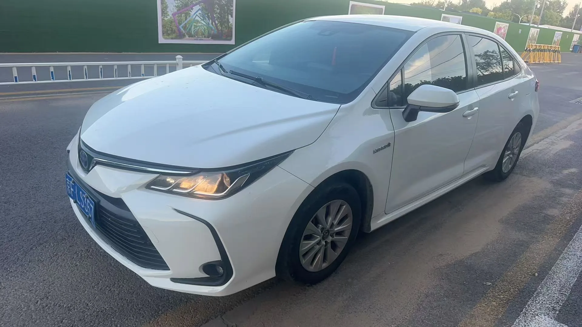 2022 Toyota Corolla Hybrid 1.8L E-CVT Pioneer Edition