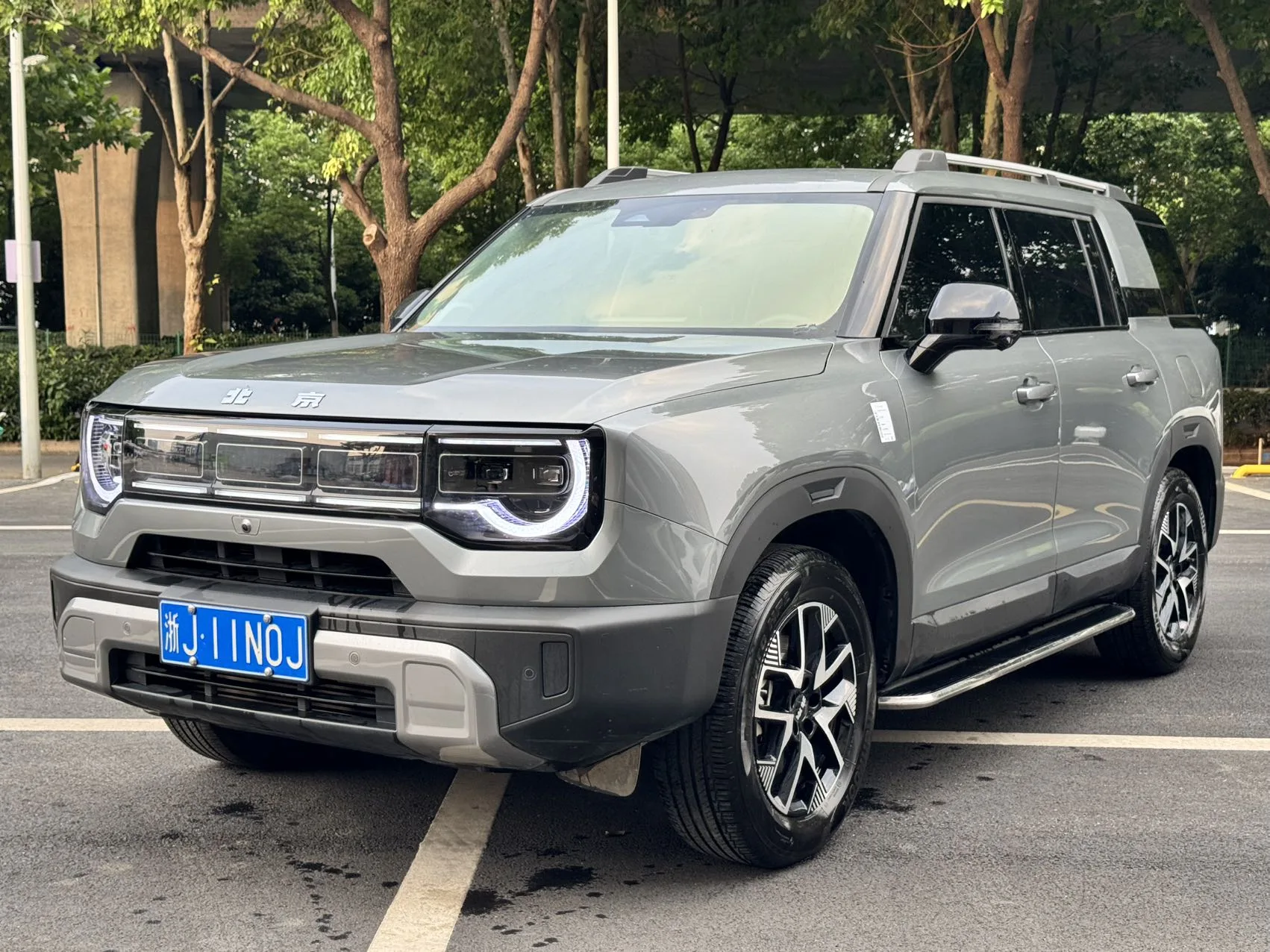 Beijing 2024 BJ30 1.5T Magic Core Electric Drive Standard Edition Automatic