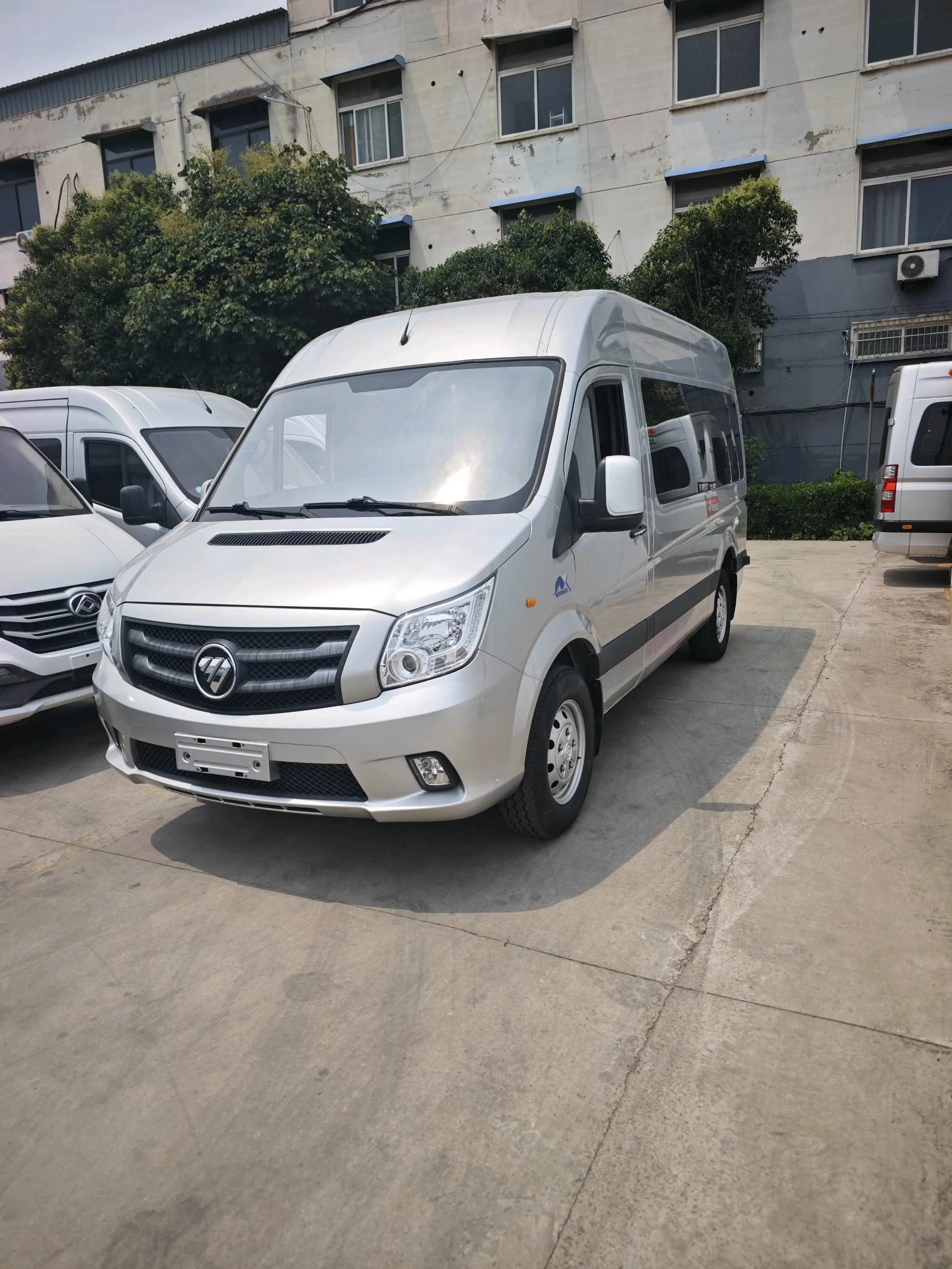 Foton 2023 Tuyao 2.0T Jixiang Multi-Purpose Long-Wheelbase, Mid-Roof, Single Rear Tire, 5/6/7/9-Seater, Manual Transmission