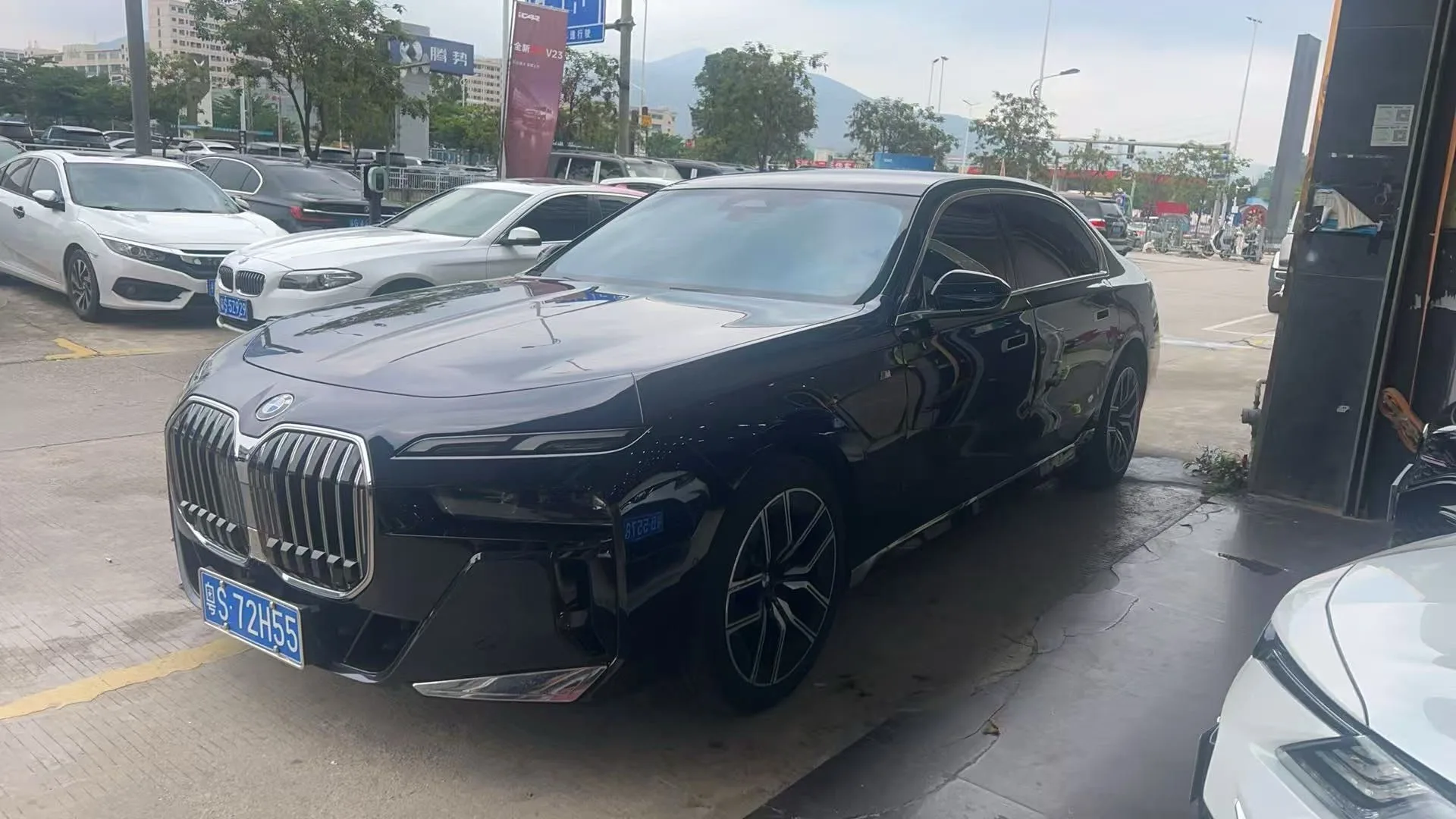 BMW 7 Series (Imported) 2023 735Li 48V 3.0T M Sport Package Automatic