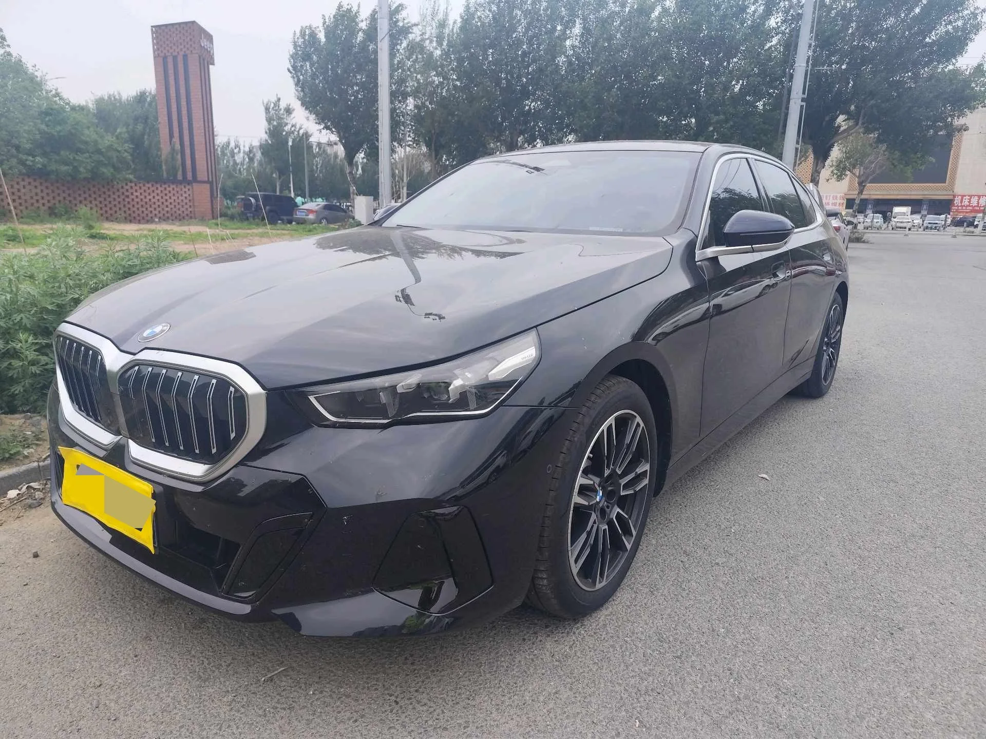 2026 BMW 5 Series 530Li 48V 2.0T Leading M Sport Package Automatic
