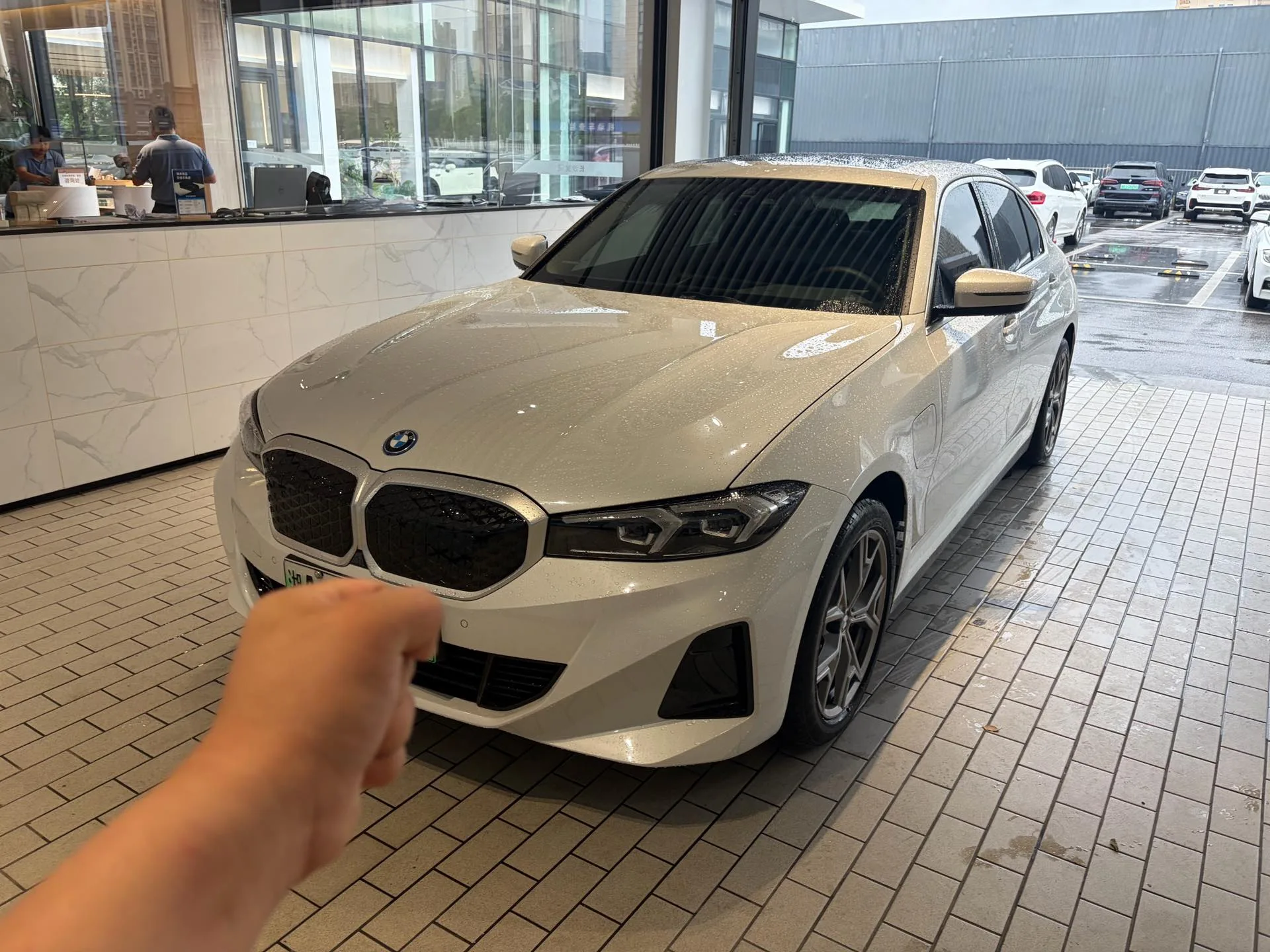BMW 2025 i3 eDrive 35 L Automatic