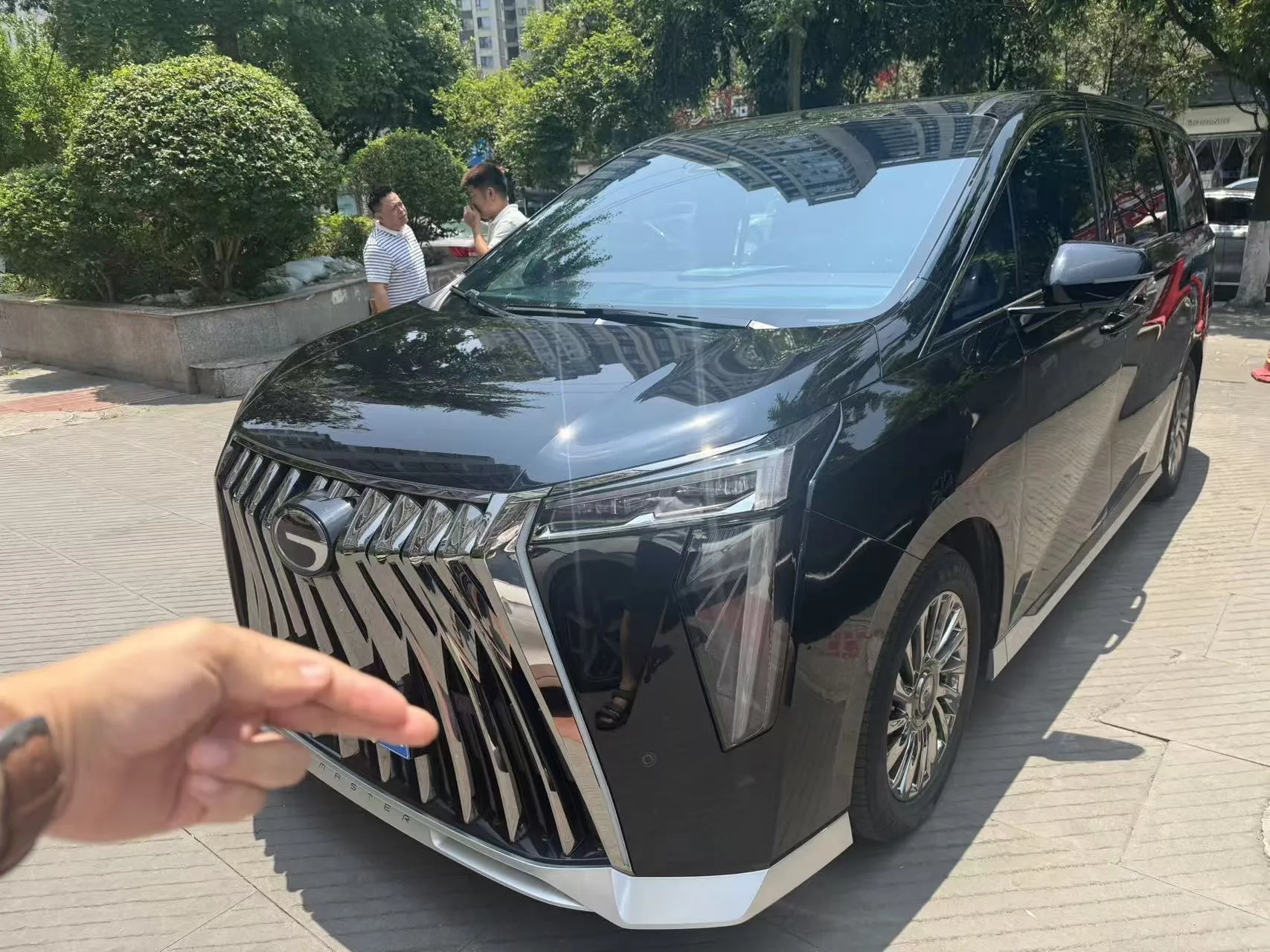 Trumpchi 2024 M8 2.0T 400T Master Series Supreme Edition Automatic
