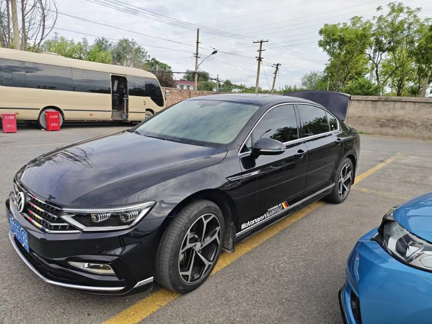 2022 Volkswagen Passat 330TSI DSG Basic Model