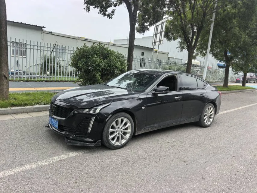 2023 Cadillac CT5 28T Luxury (Standard Edition)