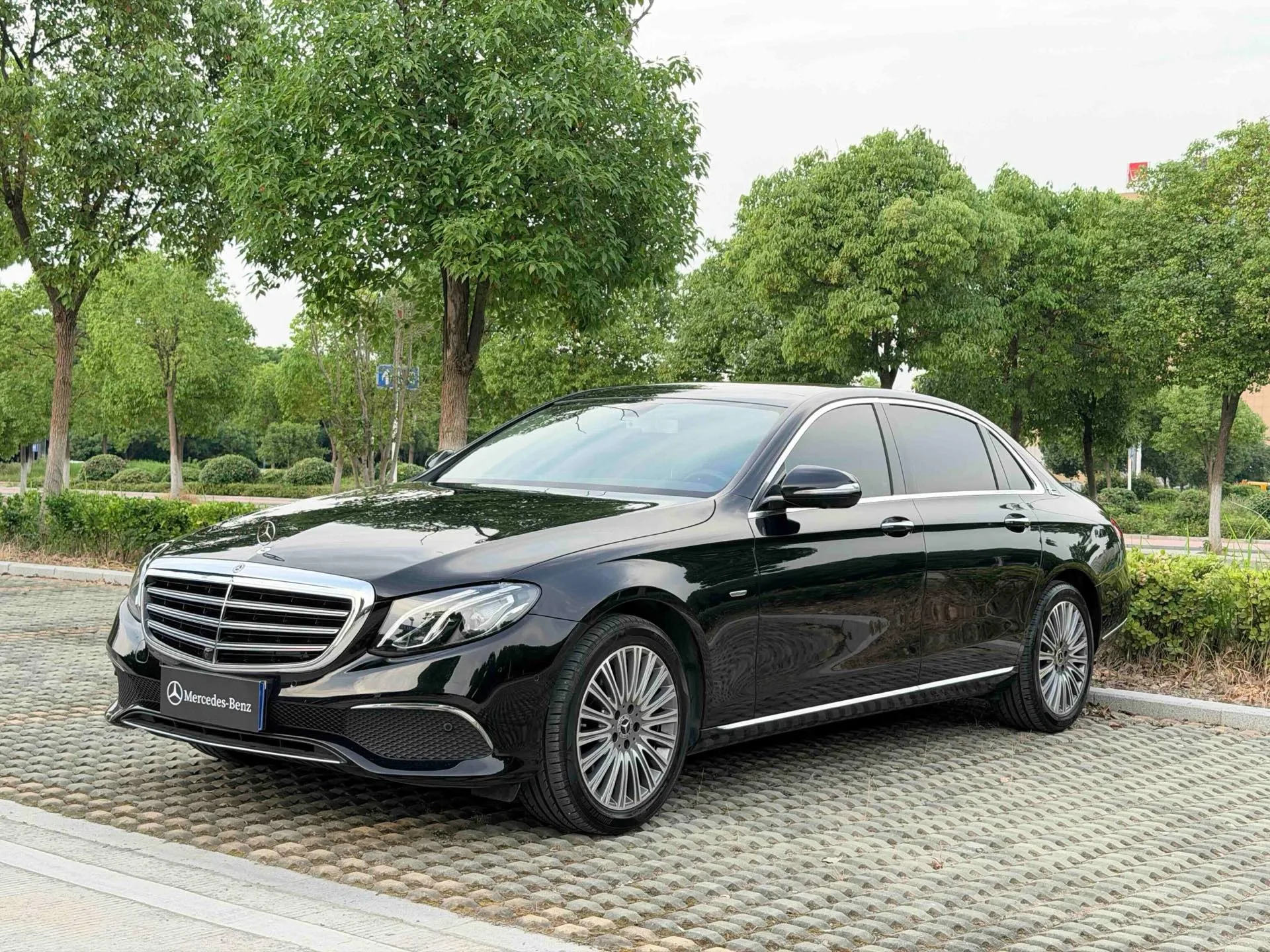 Mercedes-Benz E-Class 2020 Facelift E 300 L Special Edition