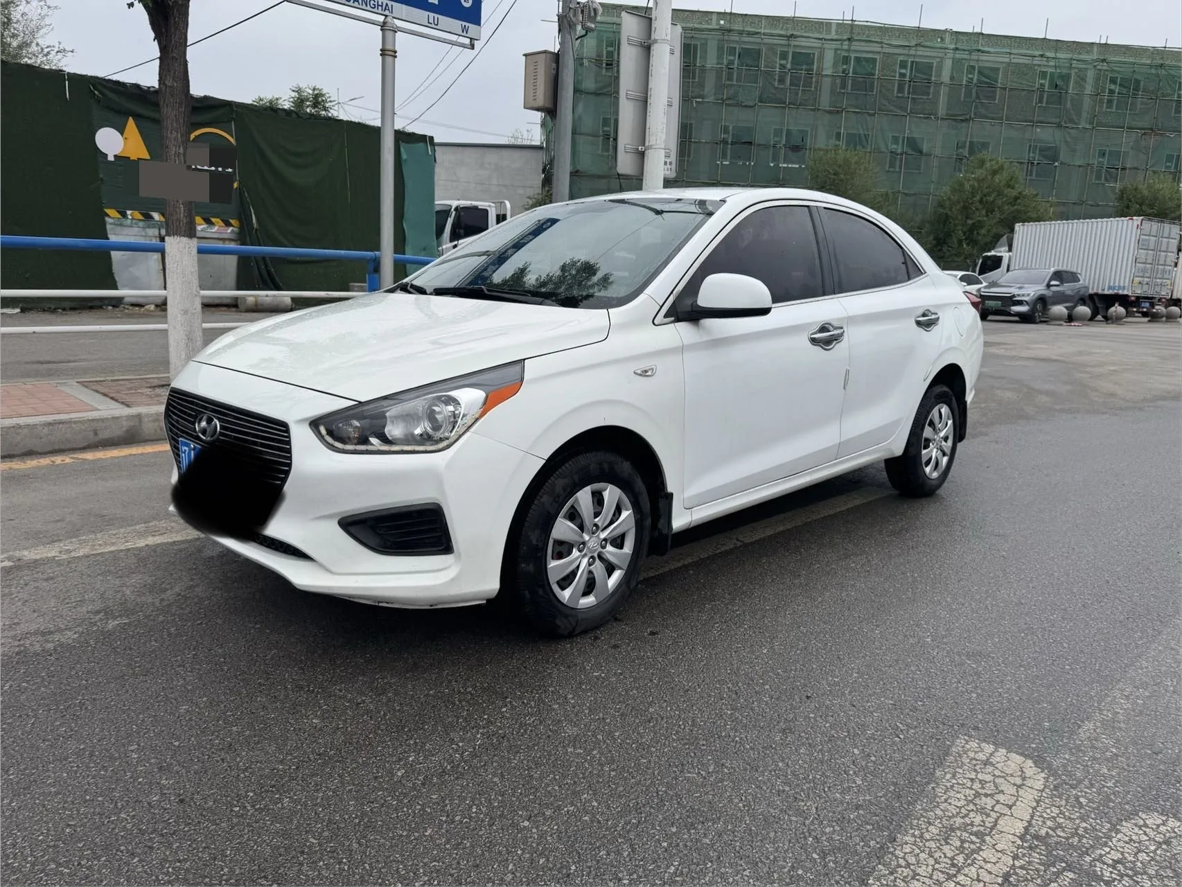 2017 Hyundai Reina 1.4 GLS Color Edition (Manual Transmission)
